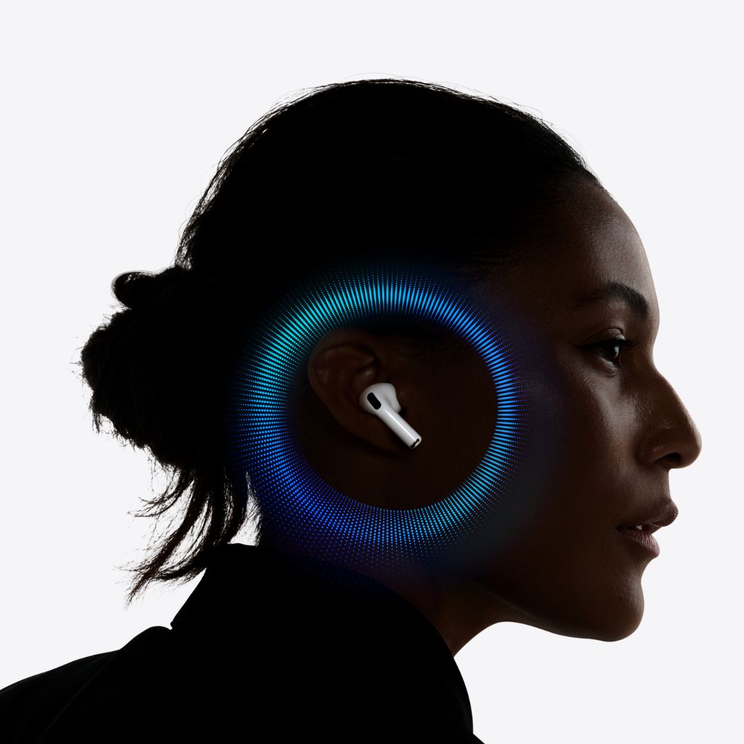 Alternative view of Apple AirPods Pro 3 com Estojo de Recarga MagSafe (USB-C)