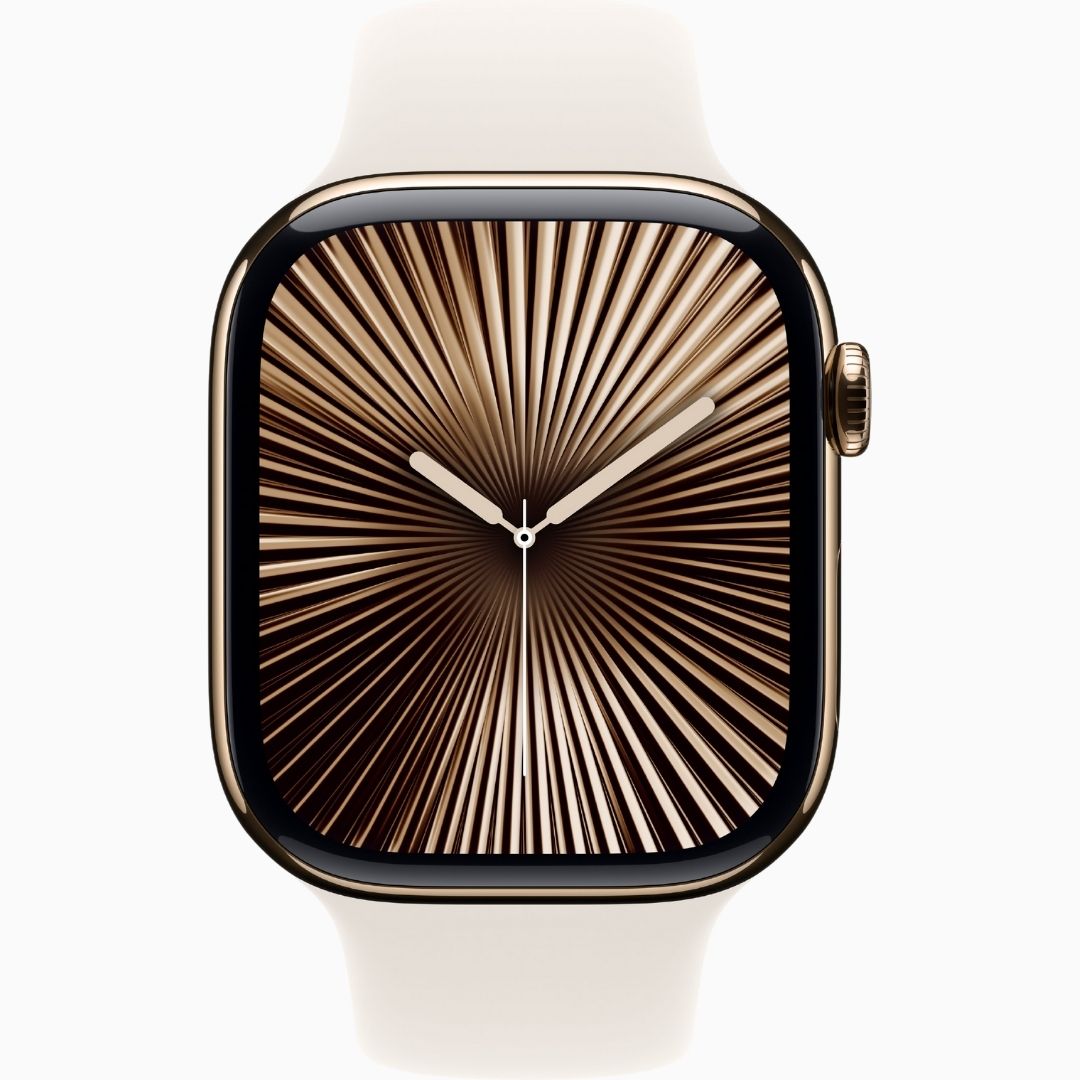 Alternative view of Apple Watch Series 10 GPS + Cellular • Caixa dourada de titânio – 42 mm • Pulseira esportiva estelar – P/M